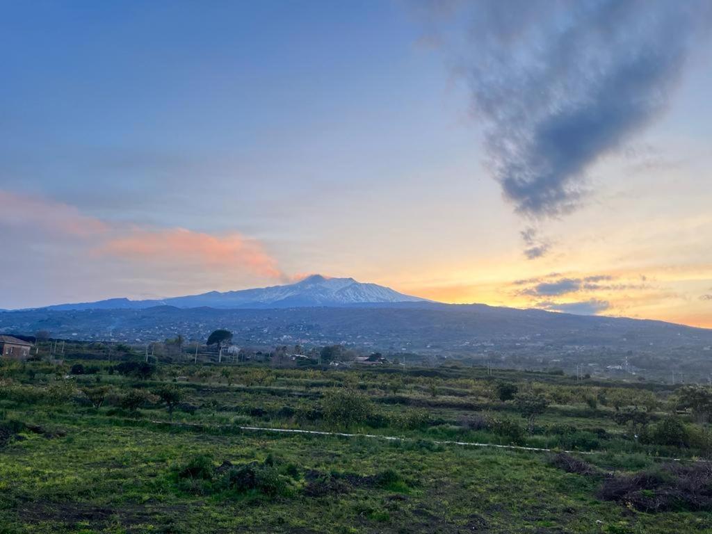 דירות פיומפרדו די סיציליה Vista Etna House מראה חיצוני תמונה