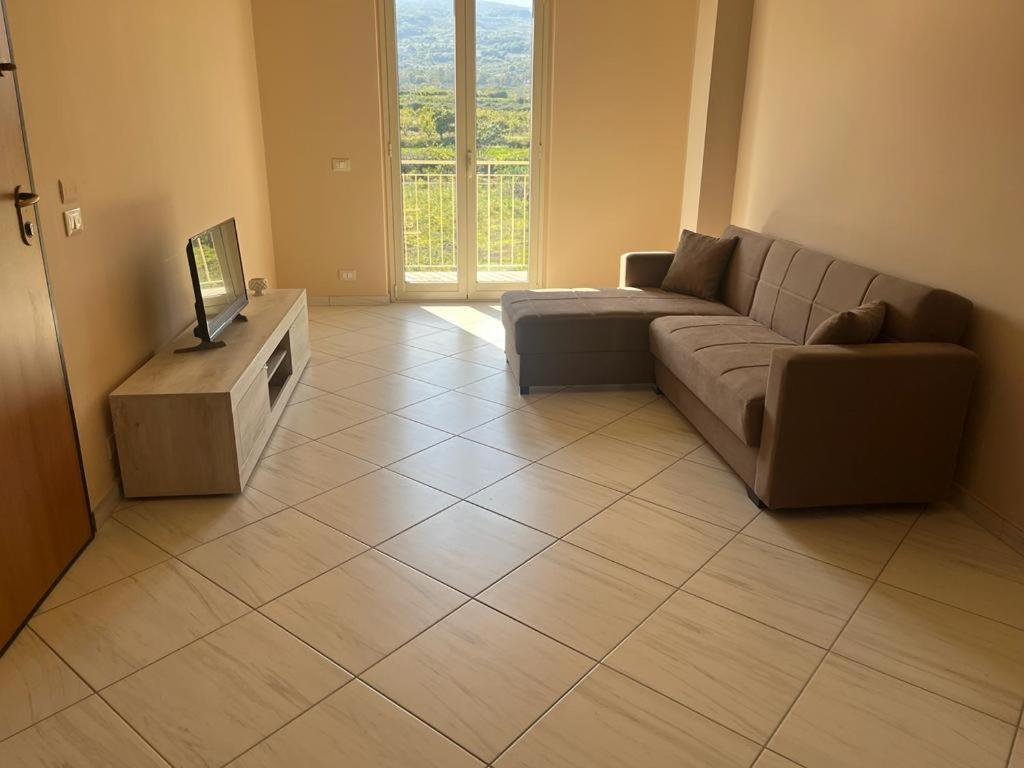 דירות פיומפרדו די סיציליה Vista Etna House מראה חיצוני תמונה